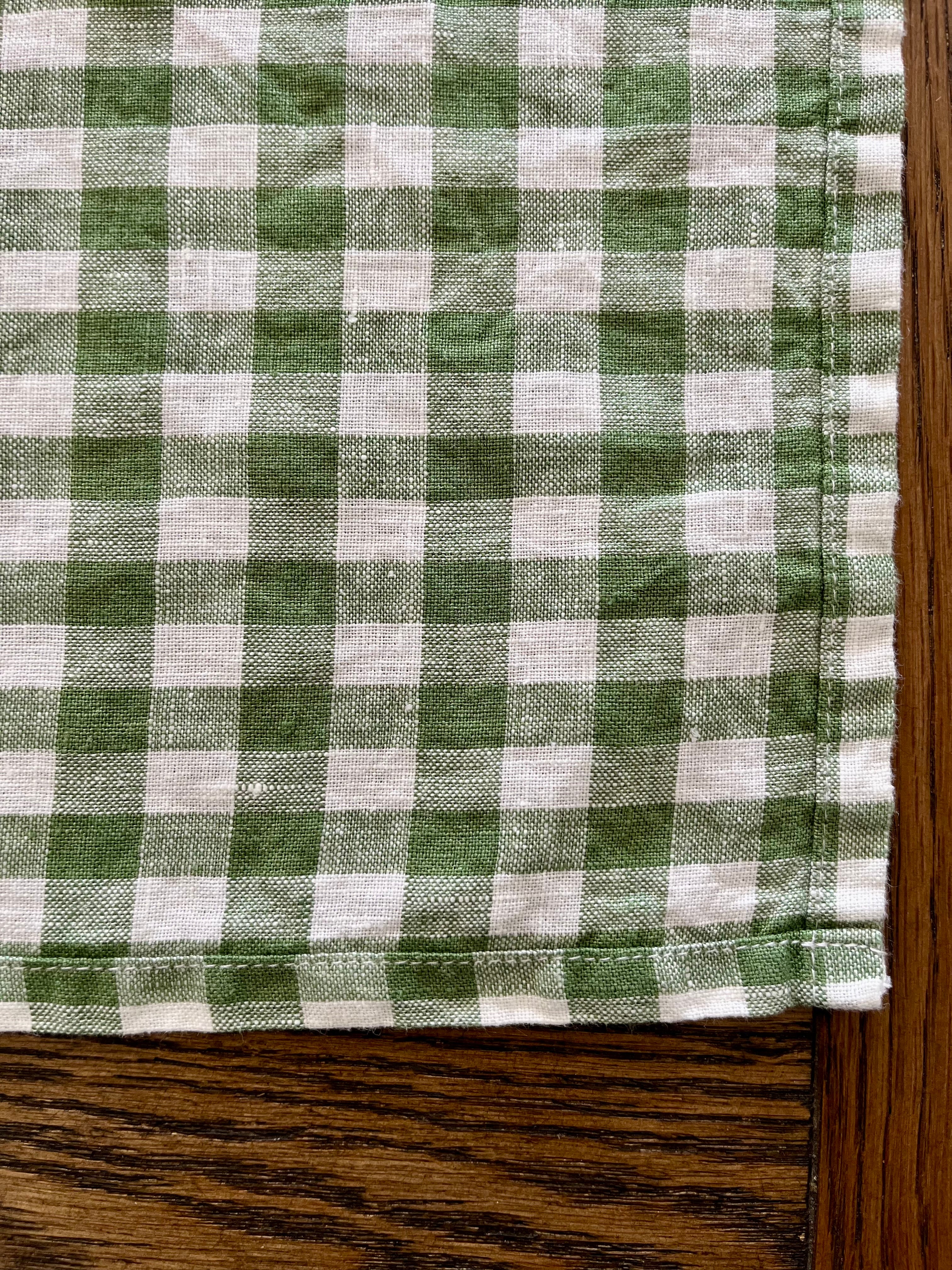 Gingham French Linen Napkin in Green and Warm White