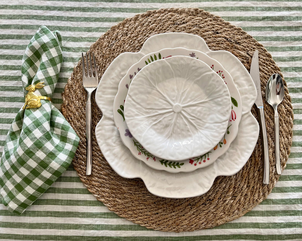 Cabbage Dinner Plate in Warm White