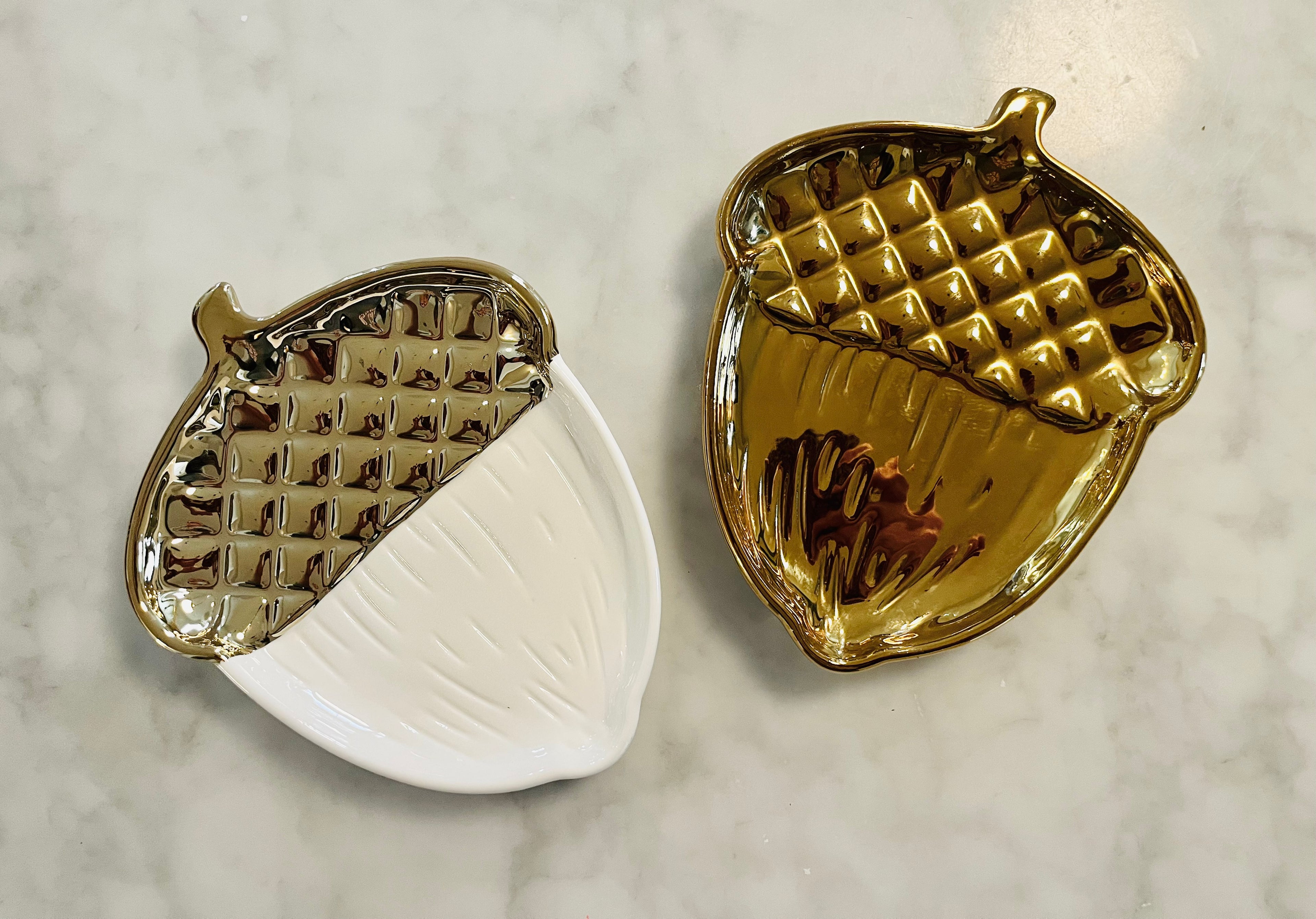 Acorn Trinket Dish in Rich Gold