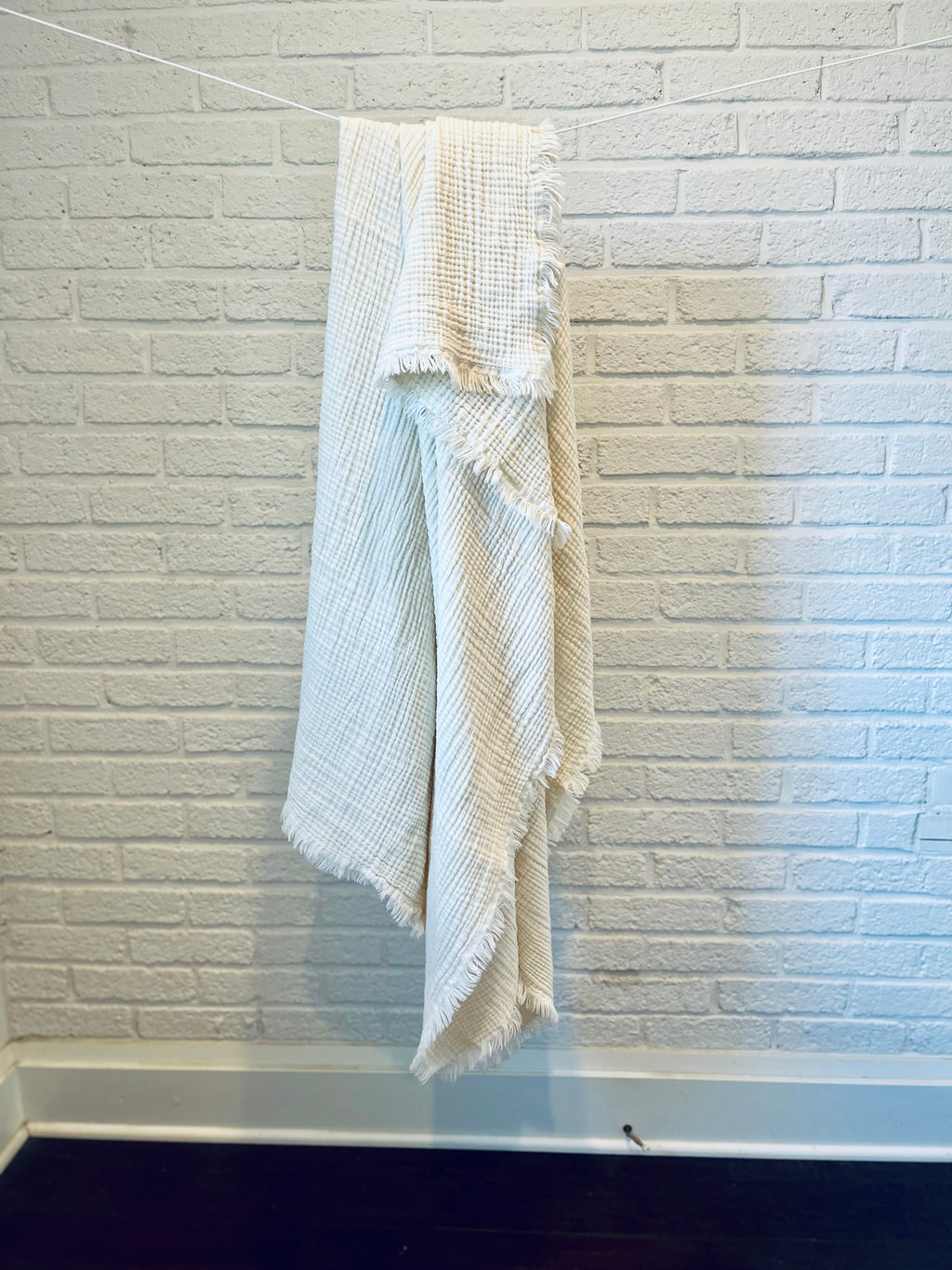 Cotton Gauze Throw Blanket in Natural